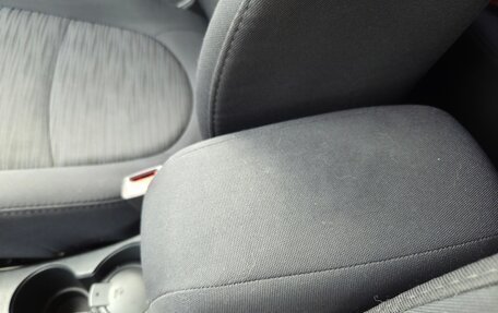 Hyundai Solaris II рестайлинг, 2015 год, 1 090 000 рублей, 15 фотография