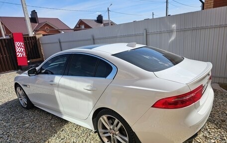 Jaguar XE I рестайлинг, 2019 год, 2 700 000 рублей, 5 фотография