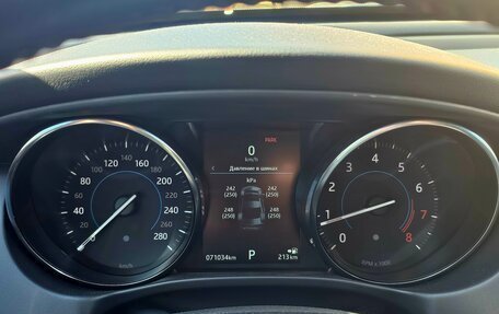 Jaguar XE I рестайлинг, 2019 год, 2 700 000 рублей, 17 фотография