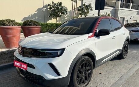 Opel Mokka, 2022 год, 2 100 000 рублей, 2 фотография