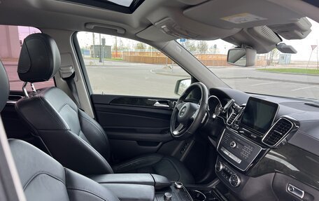 Mercedes-Benz GLS, 2017 год, 4 750 000 рублей, 16 фотография