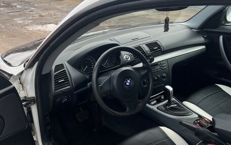 BMW 1 серия, 2010 год, 800 000 рублей, 6 фотография
