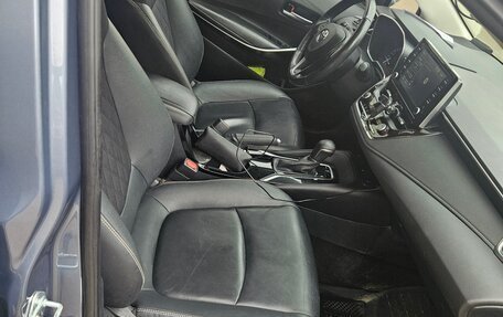 Toyota Corolla, 2019 год, 2 300 000 рублей, 3 фотография