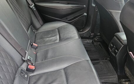 Toyota Corolla, 2019 год, 2 300 000 рублей, 2 фотография