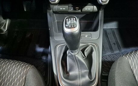 KIA Rio IV, 2018 год, 1 549 000 рублей, 17 фотография