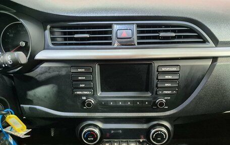 KIA Rio IV, 2018 год, 1 549 000 рублей, 18 фотография