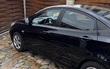 Hyundai Solaris II рестайлинг, 2013 год, 890 000 рублей, 5 фотография