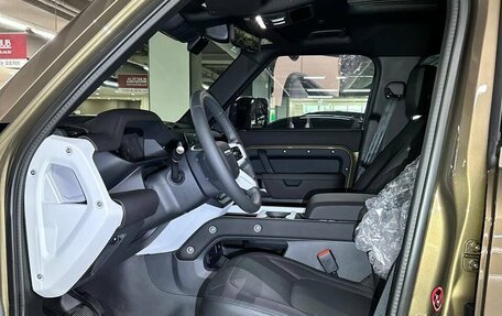 Land Rover Defender II, 2024 год, 13 690 000 рублей, 10 фотография