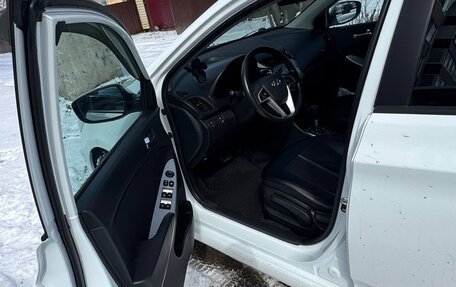 Hyundai Solaris II рестайлинг, 2014 год, 749 999 рублей, 6 фотография