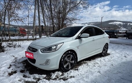 Hyundai Solaris II рестайлинг, 2014 год, 749 999 рублей, 1 фотография