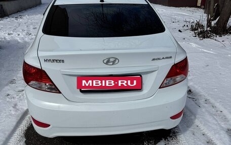 Hyundai Solaris II рестайлинг, 2014 год, 749 999 рублей, 3 фотография