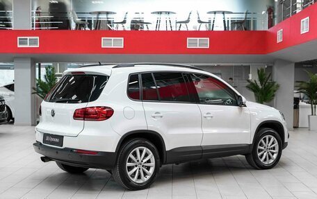 Volkswagen Tiguan I, 2016 год, 1 390 000 рублей, 2 фотография