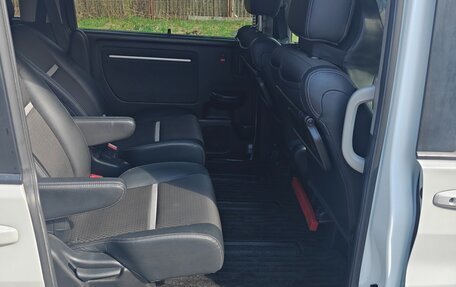 Honda Stepwgn IV, 2019 год, 2 450 000 рублей, 11 фотография