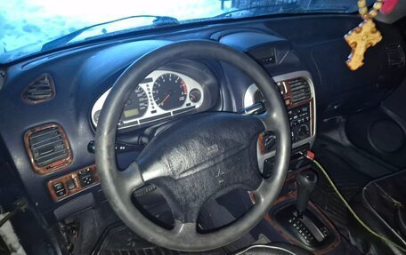 Mitsubishi Carisma I, 1999 год, 200 000 рублей, 5 фотография