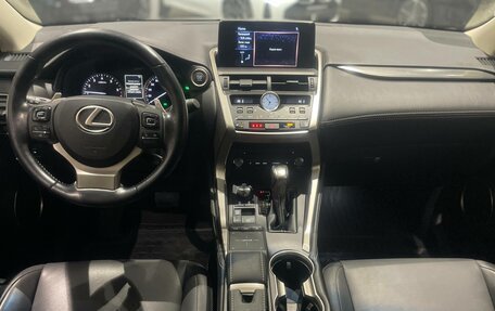 Lexus NX I, 2018 год, 2 875 000 рублей, 13 фотография