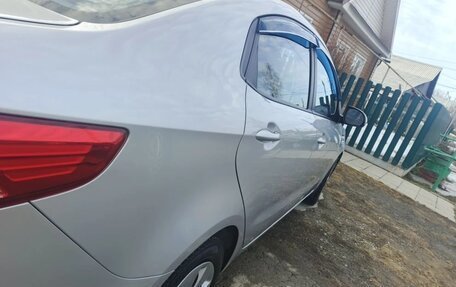 KIA Rio III рестайлинг, 2015 год, 1 090 000 рублей, 5 фотография