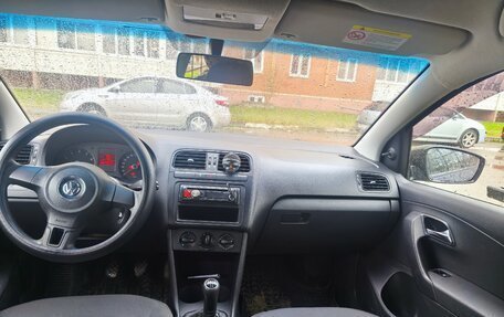 Volkswagen Polo VI (EU Market), 2011 год, 600 000 рублей, 8 фотография