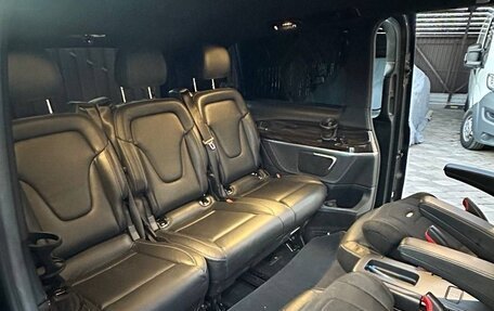 Mercedes-Benz V-Класс, 2020 год, 7 000 000 рублей, 4 фотография