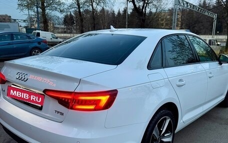 Audi A4, 2018 год, 2 230 000 рублей, 4 фотография