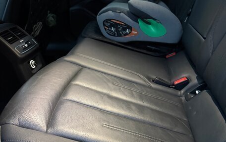 Audi A4, 2018 год, 2 230 000 рублей, 9 фотография