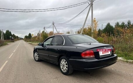Hyundai Sonata IV рестайлинг, 2005 год, 430 000 рублей, 3 фотография