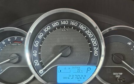 Toyota Corolla, 2013 год, 1 149 000 рублей, 10 фотография