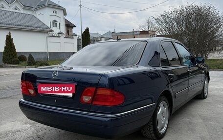 Mercedes-Benz E-Класс, 1999 год, 1 500 000 рублей, 9 фотография