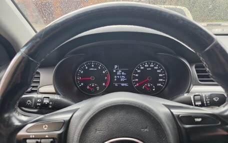 KIA Rio IV, 2018 год, 1 700 000 рублей, 11 фотография