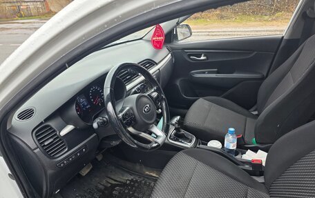 KIA Rio IV, 2018 год, 1 700 000 рублей, 6 фотография