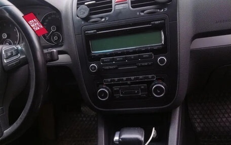 Volkswagen Jetta VI, 2010 год, 500 000 рублей, 9 фотография