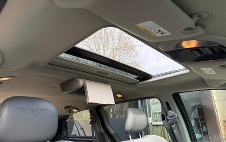 Chrysler Town & Country IV, 2005 год, 1 200 000 рублей, 19 фотография