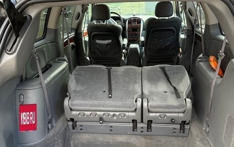 Chrysler Town & Country IV, 2005 год, 1 200 000 рублей, 17 фотография