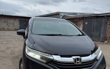 Honda Shuttle II, 2015 год, 1 050 000 рублей, 2 фотография