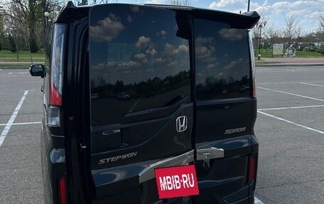 Honda Stepwgn IV, 2020 год, 2 950 000 рублей, 13 фотография