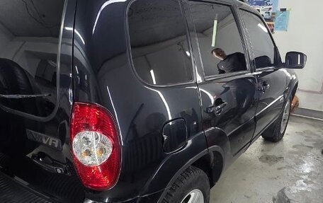 Chevrolet Niva I рестайлинг, 2018 год, 750 000 рублей, 4 фотография