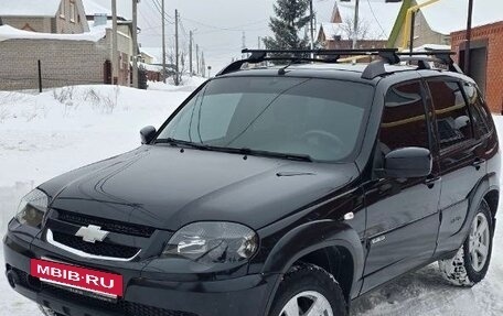 Chevrolet Niva I рестайлинг, 2018 год, 750 000 рублей, 2 фотография