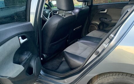 Honda Insight II рестайлинг, 2011 год, 820 000 рублей, 14 фотография