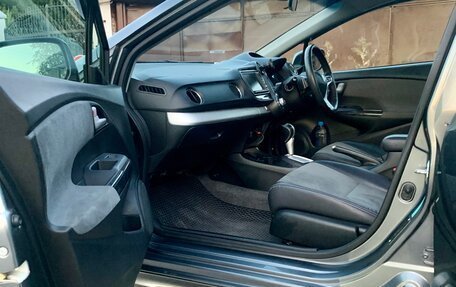 Honda Insight II рестайлинг, 2011 год, 820 000 рублей, 13 фотография