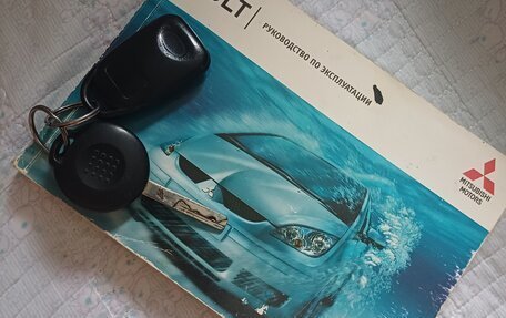 Mitsubishi Colt VI рестайлинг, 2006 год, 420 000 рублей, 15 фотография