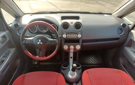Mitsubishi Colt VI рестайлинг, 2006 год, 420 000 рублей, 11 фотография