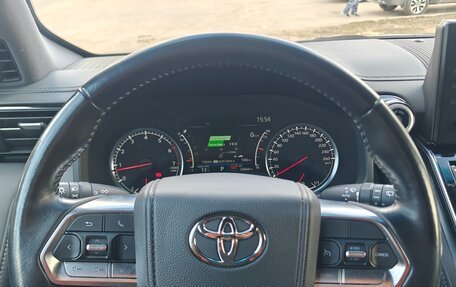 Toyota Land Cruiser, 2023 год, 10 200 000 рублей, 10 фотография