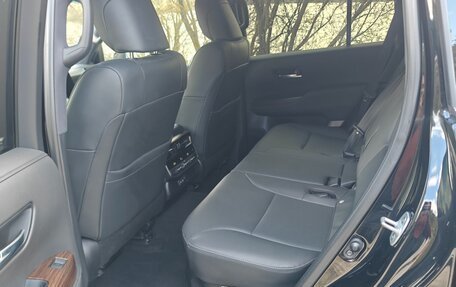 Toyota Land Cruiser, 2023 год, 10 200 000 рублей, 15 фотография