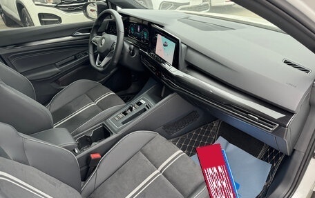 Volkswagen Golf VIII, 2023 год, 1 930 000 рублей, 6 фотография