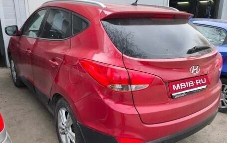 Hyundai ix35 I рестайлинг, 2010 год, 1 250 000 рублей, 2 фотография