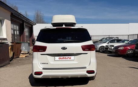KIA Carnival III, 2019 год, 2 480 000 рублей, 5 фотография