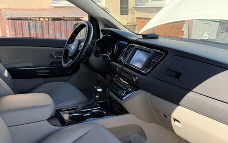 KIA Carnival III, 2019 год, 2 480 000 рублей, 12 фотография