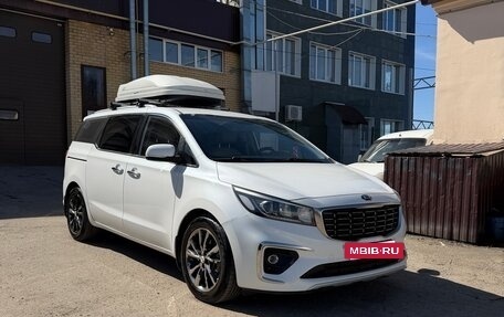 KIA Carnival III, 2019 год, 2 480 000 рублей, 7 фотография