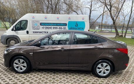 Hyundai Solaris II рестайлинг, 2015 год, 980 000 рублей, 5 фотография