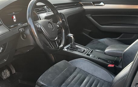 Volkswagen Passat B8 рестайлинг, 2018 год, 2 700 000 рублей, 29 фотография