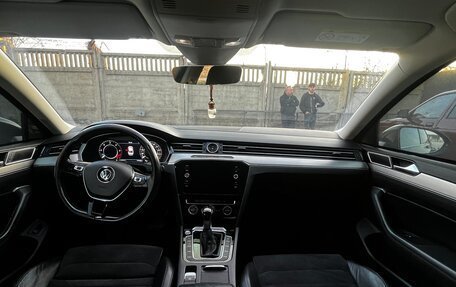 Volkswagen Passat B8 рестайлинг, 2018 год, 2 700 000 рублей, 28 фотография